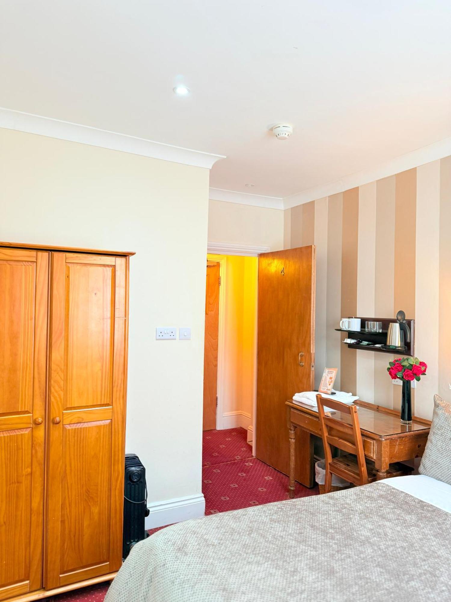 Europa House Hotel, London Paddington Экстерьер фото