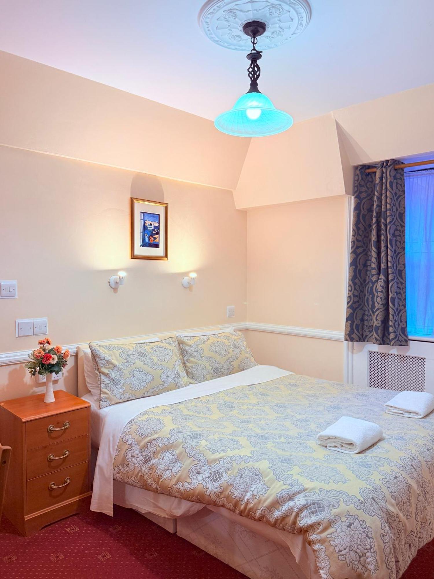 Europa House Hotel, London Paddington Экстерьер фото