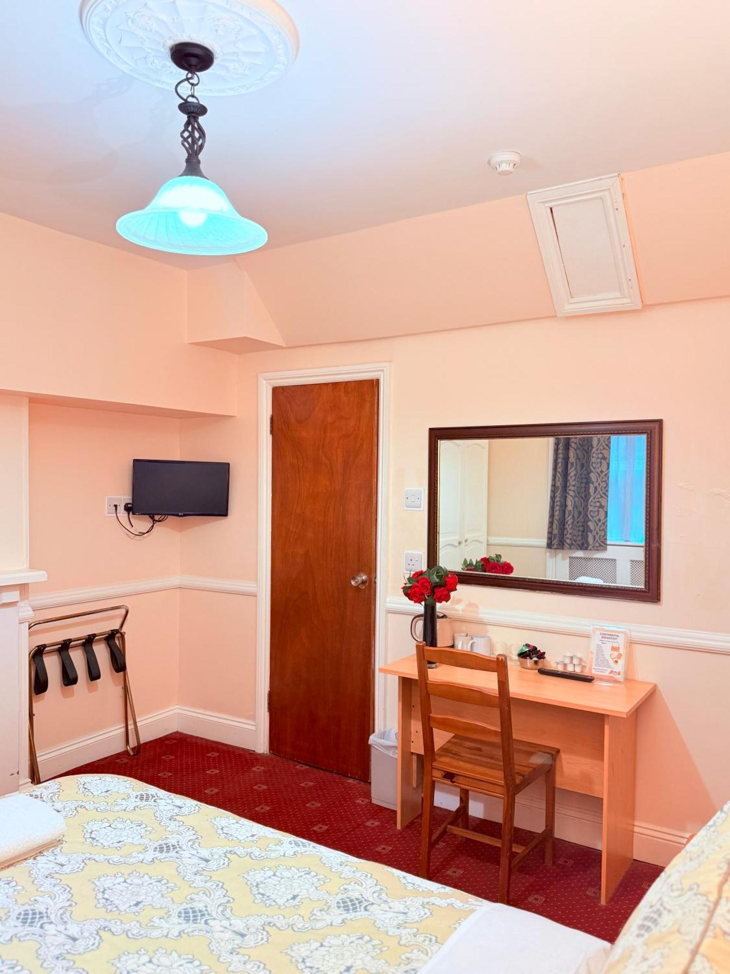 Europa House Hotel, London Paddington Экстерьер фото
