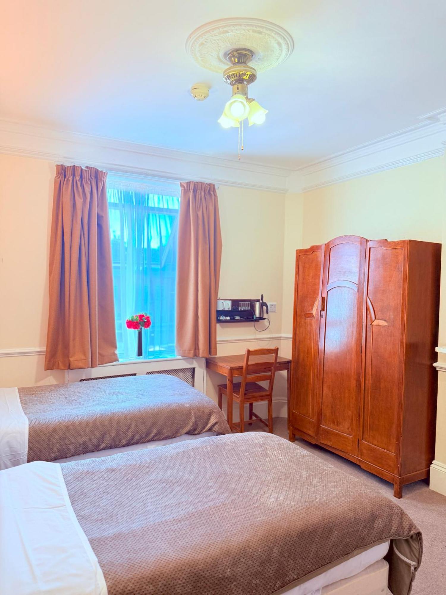 Europa House Hotel, London Paddington Экстерьер фото